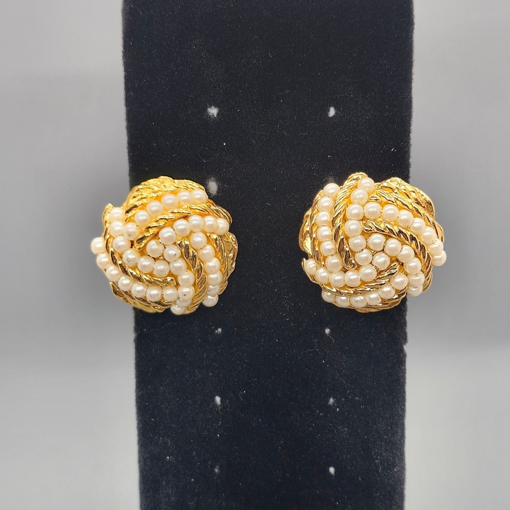 Vintage Avon Faux Pearl Gold Tone Knot Clip On Earrings 1" Cluster Statement